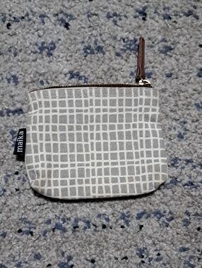 Maika Gray Grid Canvas Coin Pouch with Brown Zip Pull
